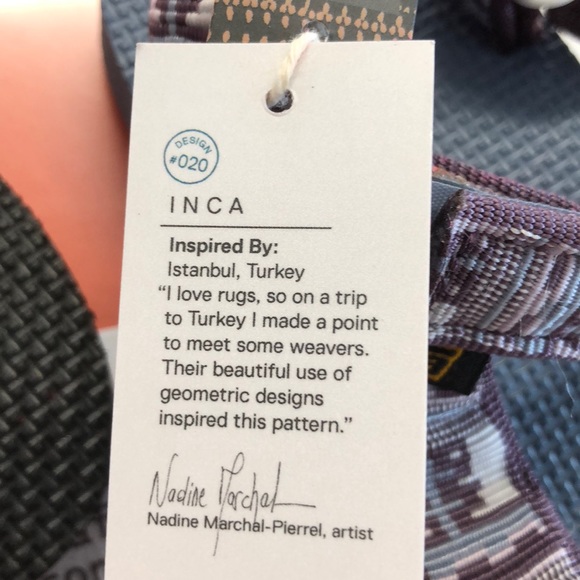 teva sandals! - Picture 4 of 8